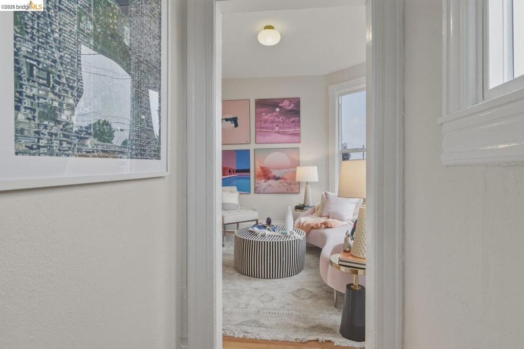 1324 Burnett St St, Berkeley CA 94702