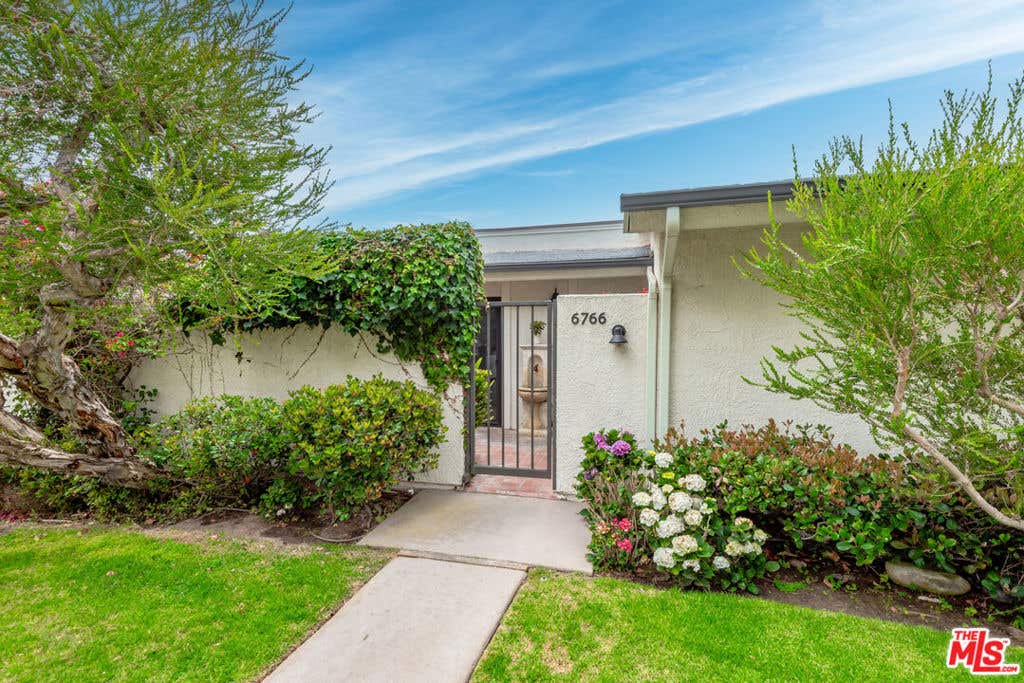 Photo of 6766 Las Olas Way, Malibu, CA 90265 (MLS # 26837353)