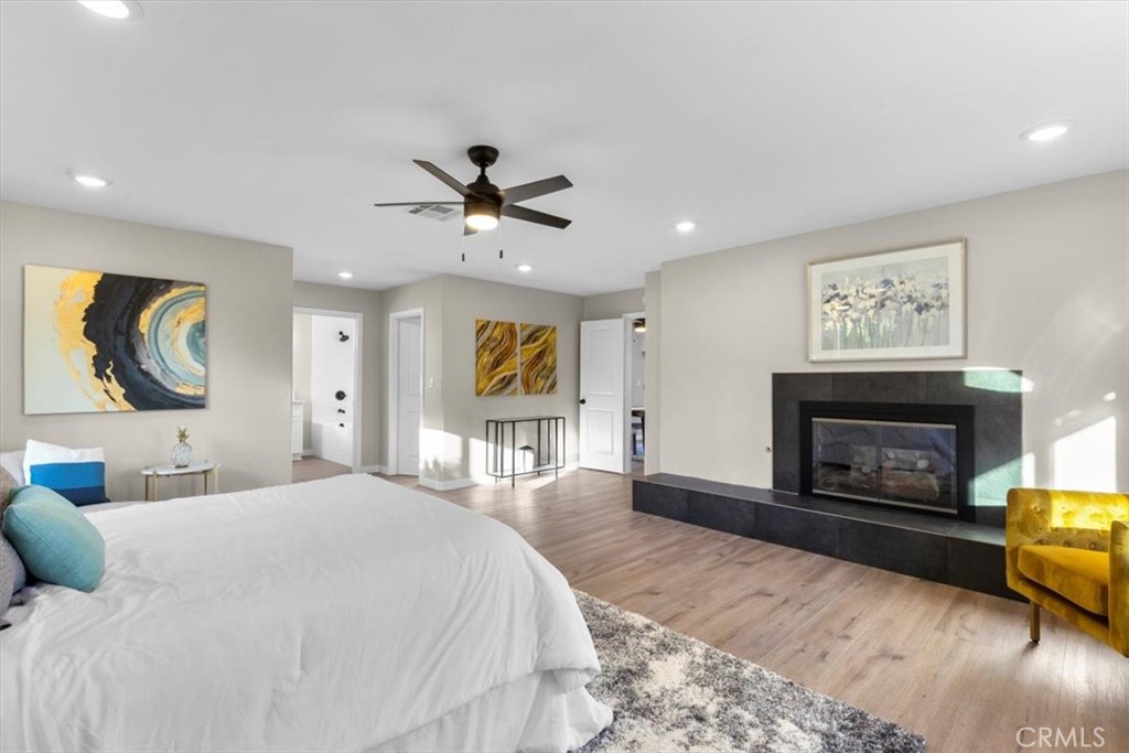 19538 Cheshire Street