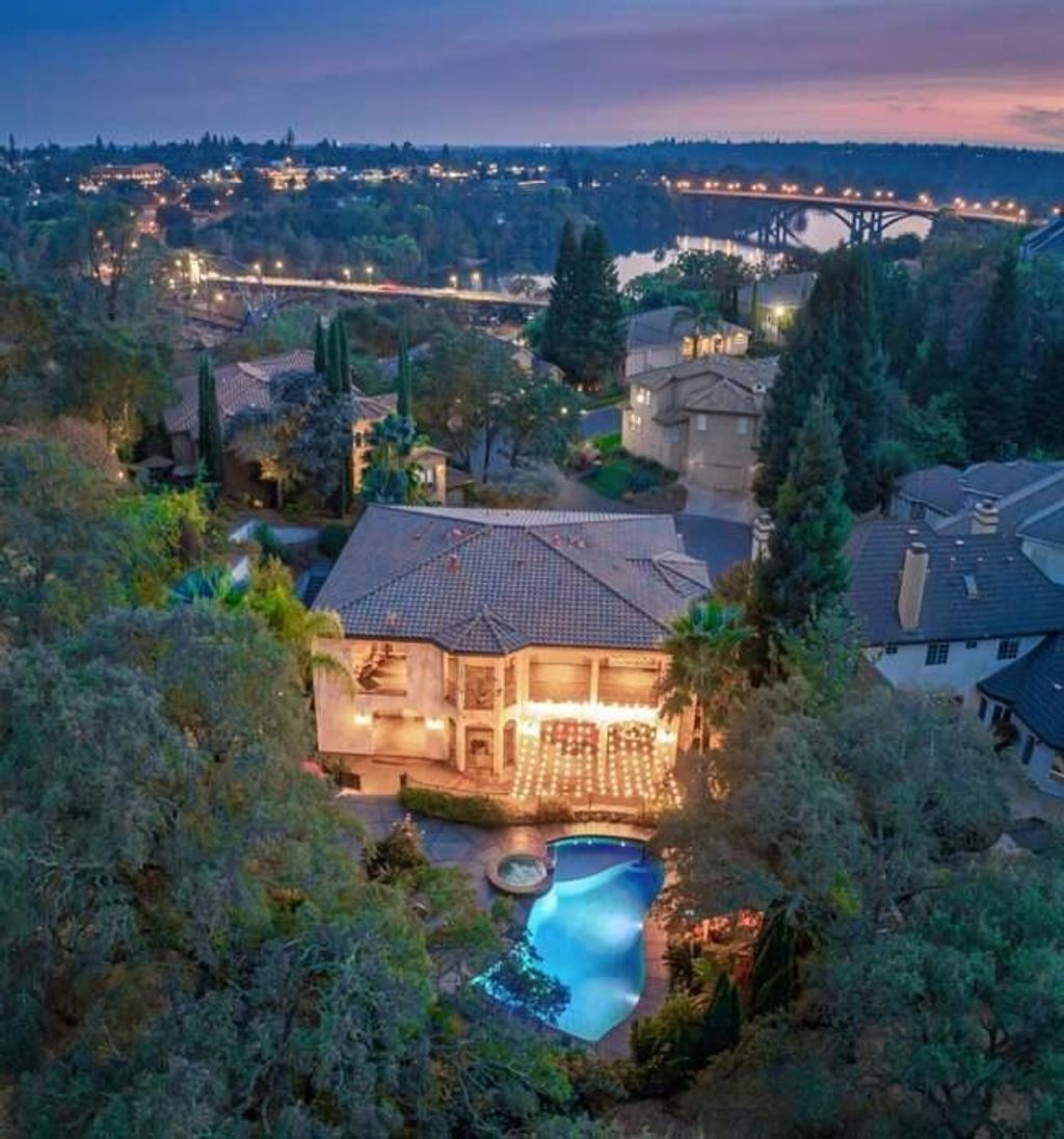 Photo of 119 Del Norte Vista Way, Folsom, CA 95630 (MLS # ML82012471)