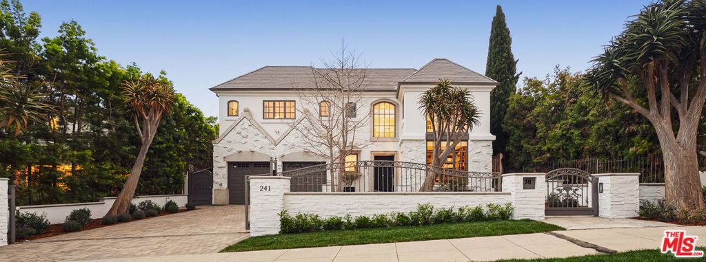 Photo of 241 19th Street, Santa Monica, CA 90402 (MLS # 26792045)