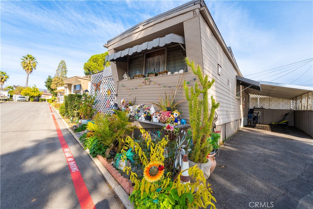 12650 California St 15