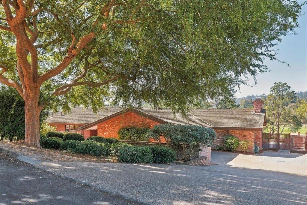 103 Pasatiempo Drive