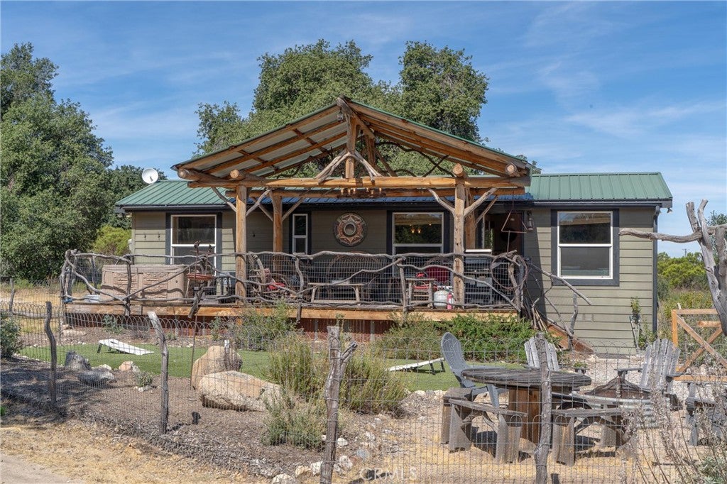 30415 Chihuahua Valley Road