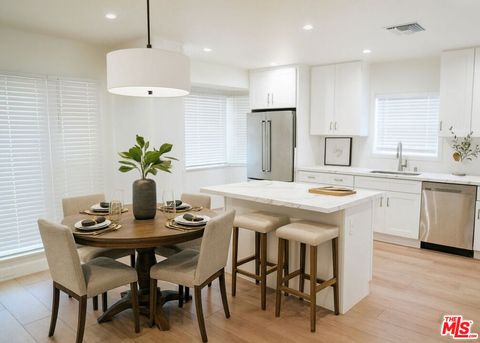 Photo of 10233 S 5th Avenue, Inglewood, CA 90303 (MLS # 25604289)