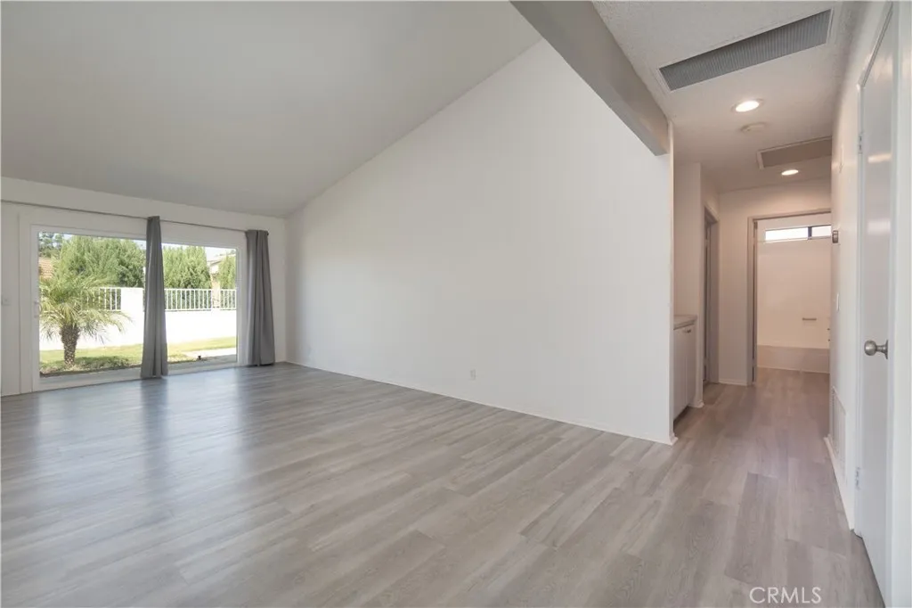 Duarte, California 91010, United States, 3 Bedrooms Bedrooms, ,2 BathroomsBathrooms,Residential,Active,191098