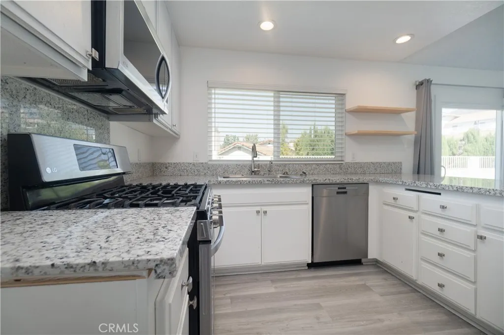 Duarte, California 91010, United States, 3 Bedrooms Bedrooms, ,2 BathroomsBathrooms,Residential,Active,191098