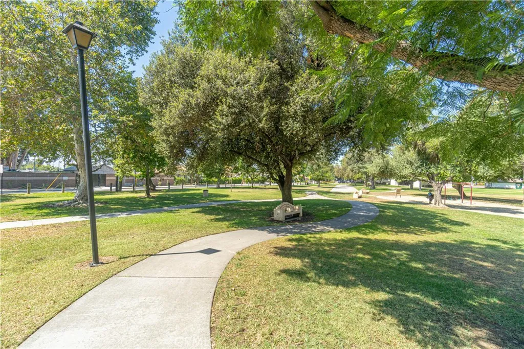 Duarte, California 91010, United States, 3 Bedrooms Bedrooms, ,2 BathroomsBathrooms,Residential,Active,191098