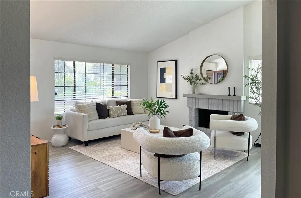 Duarte, California 91010, United States, 3 Bedrooms Bedrooms, ,2 BathroomsBathrooms,Residential,Active,191098