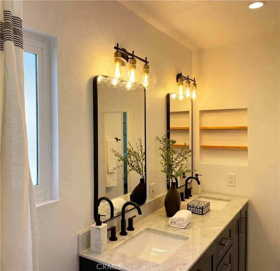 Duarte, California 91010, United States, 3 Bedrooms Bedrooms, ,2 BathroomsBathrooms,Residential,Active,191098