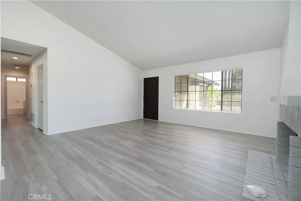 Duarte, California 91010, United States, 3 Bedrooms Bedrooms, ,2 BathroomsBathrooms,Residential,Active,191098