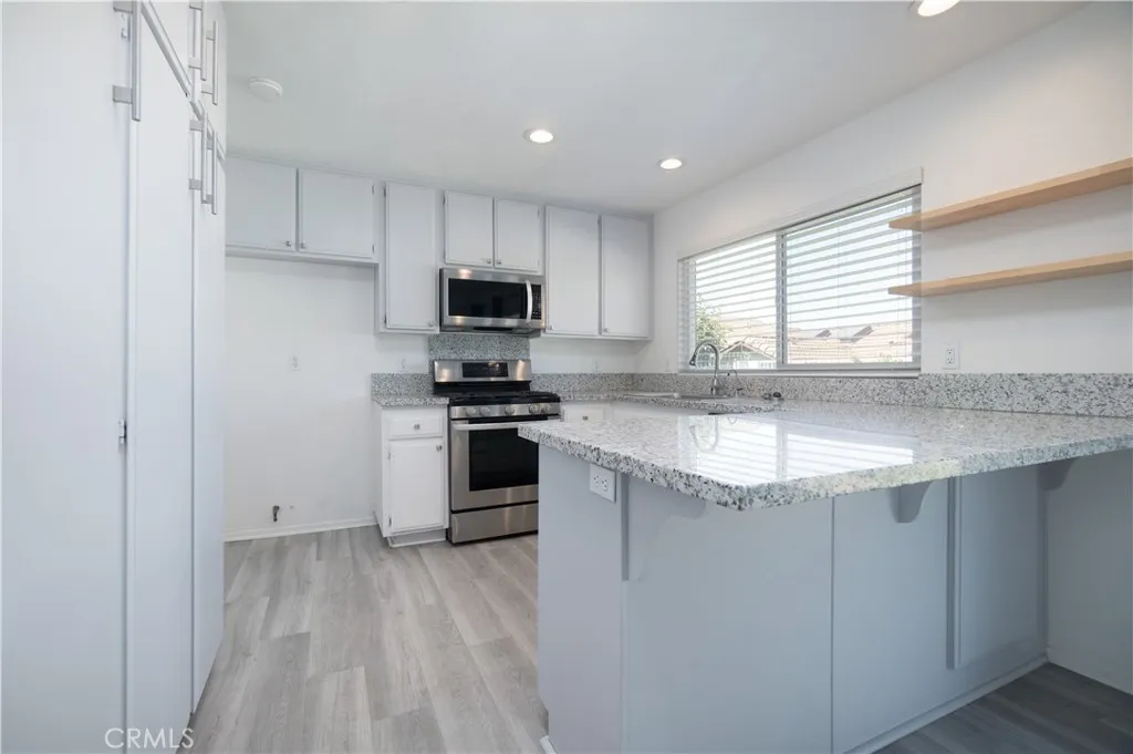 Duarte, California 91010, United States, 3 Bedrooms Bedrooms, ,2 BathroomsBathrooms,Residential,Active,191098