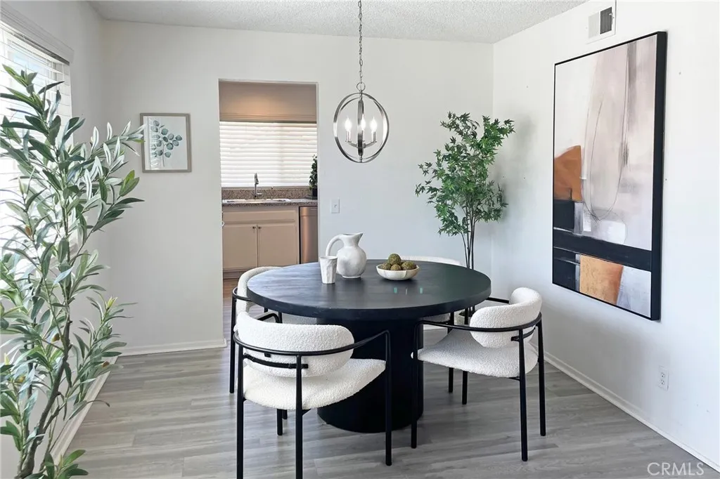 Duarte, California 91010, United States, 3 Bedrooms Bedrooms, ,2 BathroomsBathrooms,Residential,Active,191098