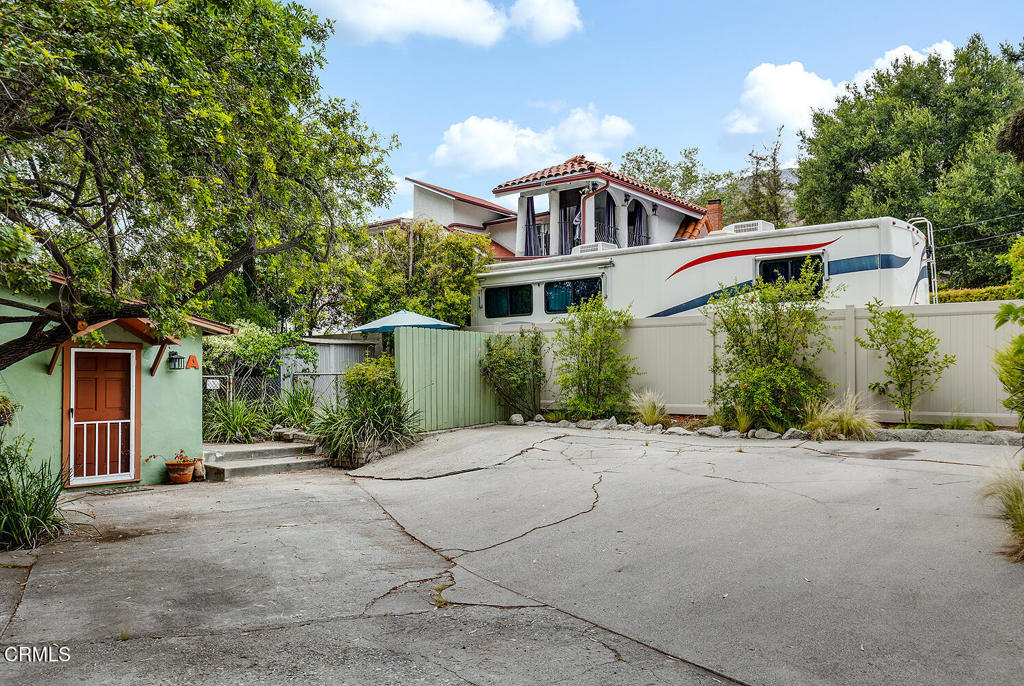 359 N Lima Street