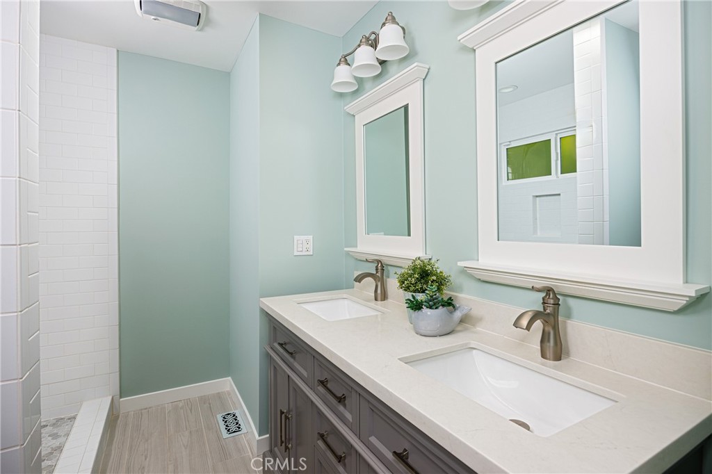 Woods Cove (WC) - Residential Lease