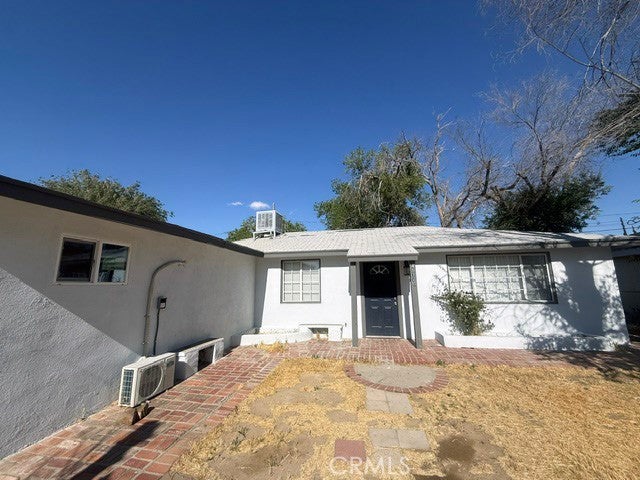 Photo of 45320 Kingtree AVE, Lancaster, CA 93534 (MLS # SR26108691)