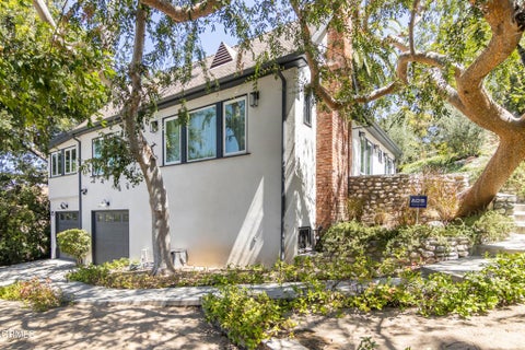 Photo of 75 Grace Terrace, Pasadena, CA 91105 (MLS # P1-28732)