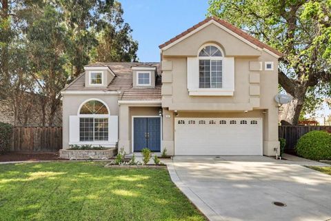 Photo of 7307 Urshan Way, San Jose, CA 95138 (MLS # ML82036187)