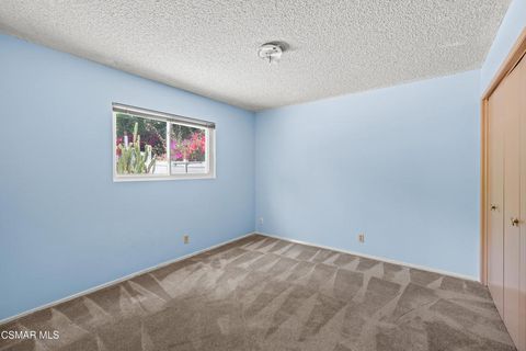 Tiny photo for 727 Brossard Drive, Thousand Oaks, CA 91360 (MLS # 226003449)