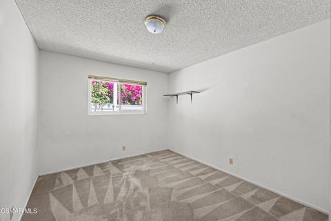 Tiny photo for 727 Brossard Drive, Thousand Oaks, CA 91360 (MLS # 226003449)