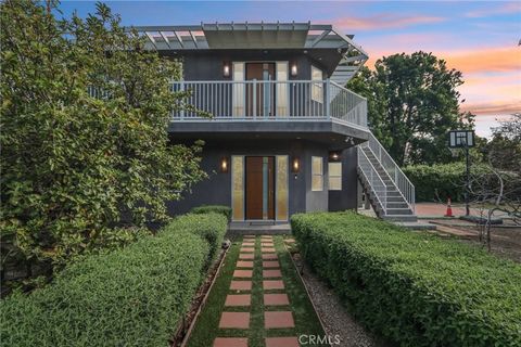 18320 Ingomar Street Reseda CA 91335