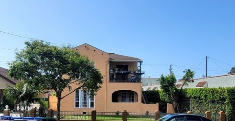 Photo of 1310 E Hellman St, Long Beach, CA 90813 (MLS # PW26083553)