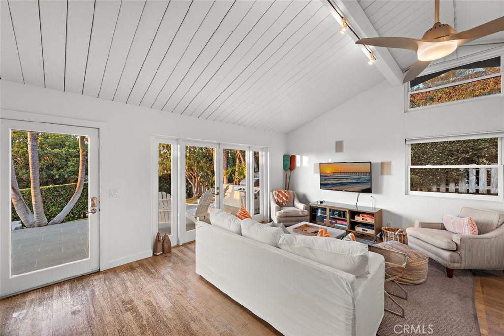 595 Bluebird Canyon Drive