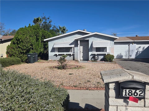 Photo of 1862 Calle Diablo, Hemet, CA 92545 (MLS # TR26232924)