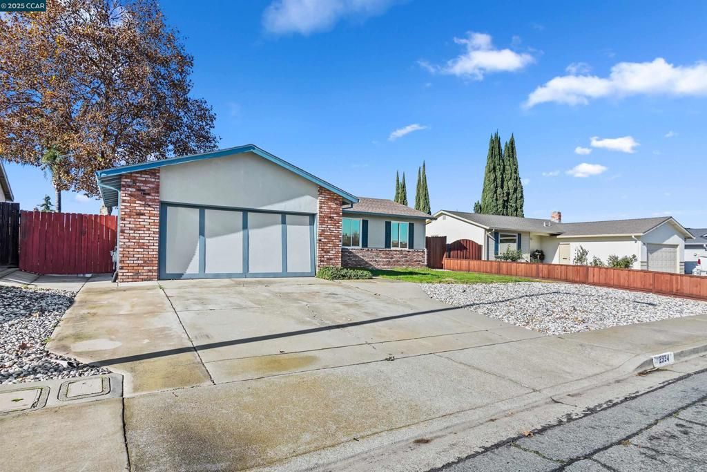 Photo of 2924 N Francisco Way Way, Antioch, CA 94509 (MLS # 41119451)