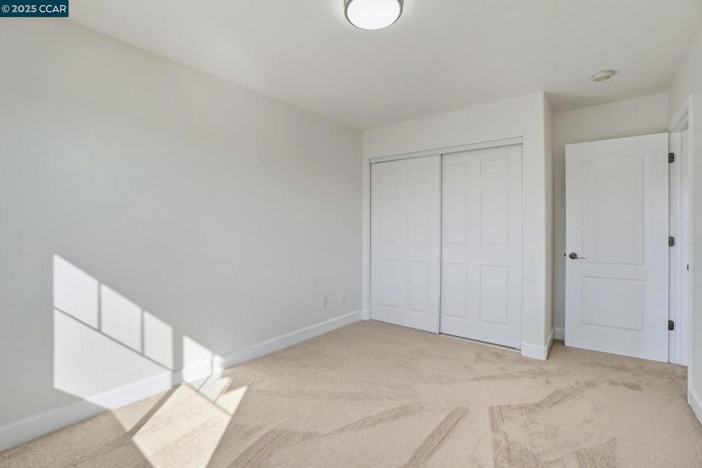 MEADOW CREEK - Residential