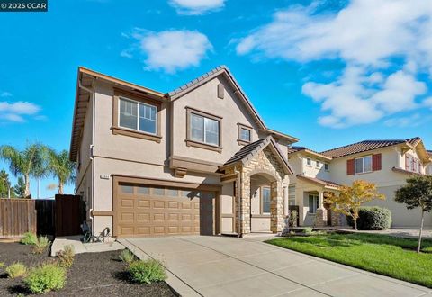 Photo of 5004 Havenrock Ct Ct, Antioch, CA 94531 (MLS # 41114189)