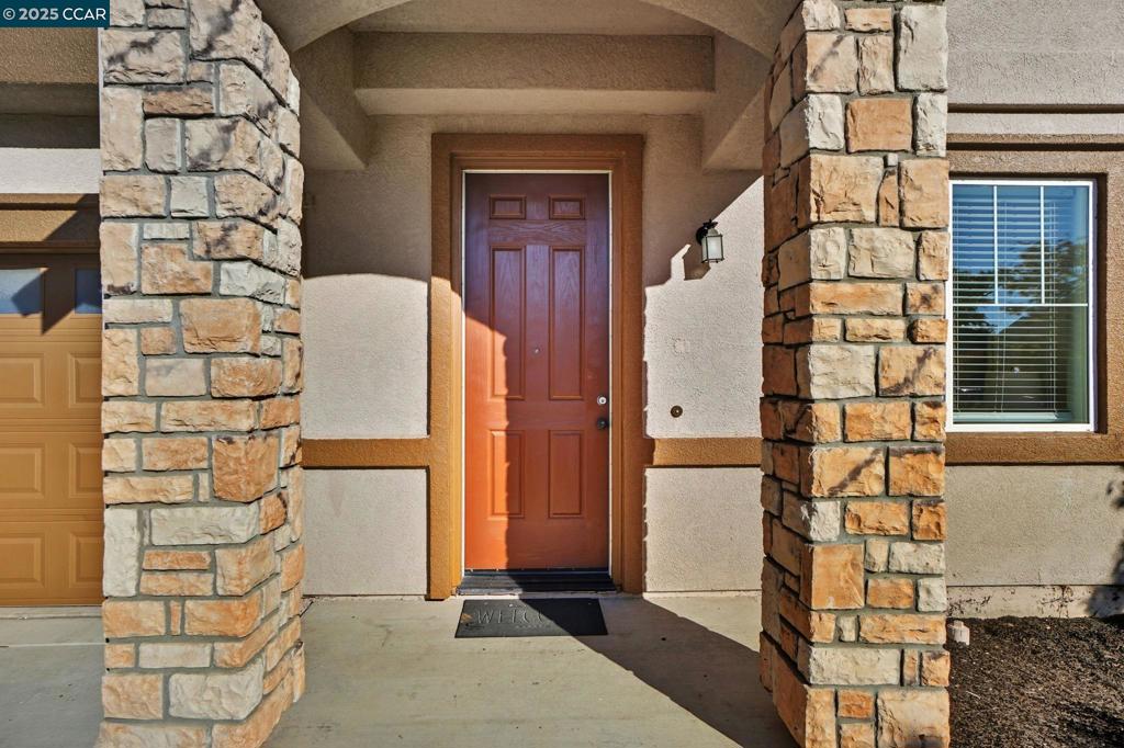 MEADOW CREEK - Residential