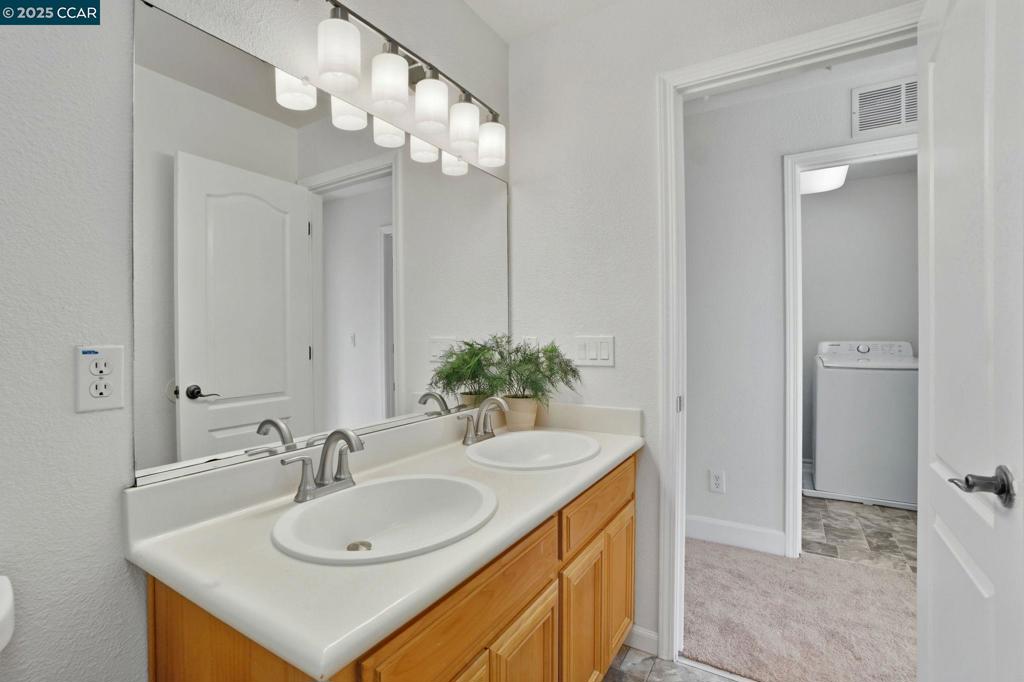 MEADOW CREEK - Residential
