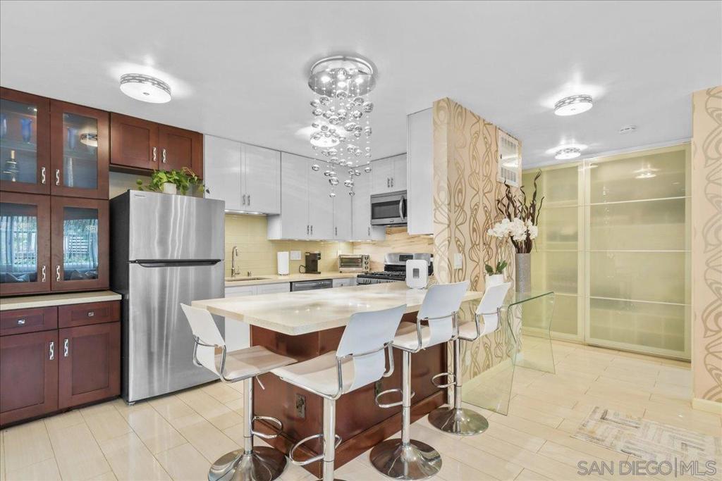 13754 Mango Dr 123