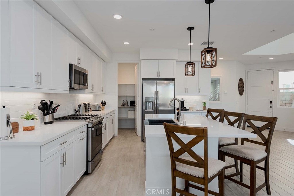 84650 Litorale Court