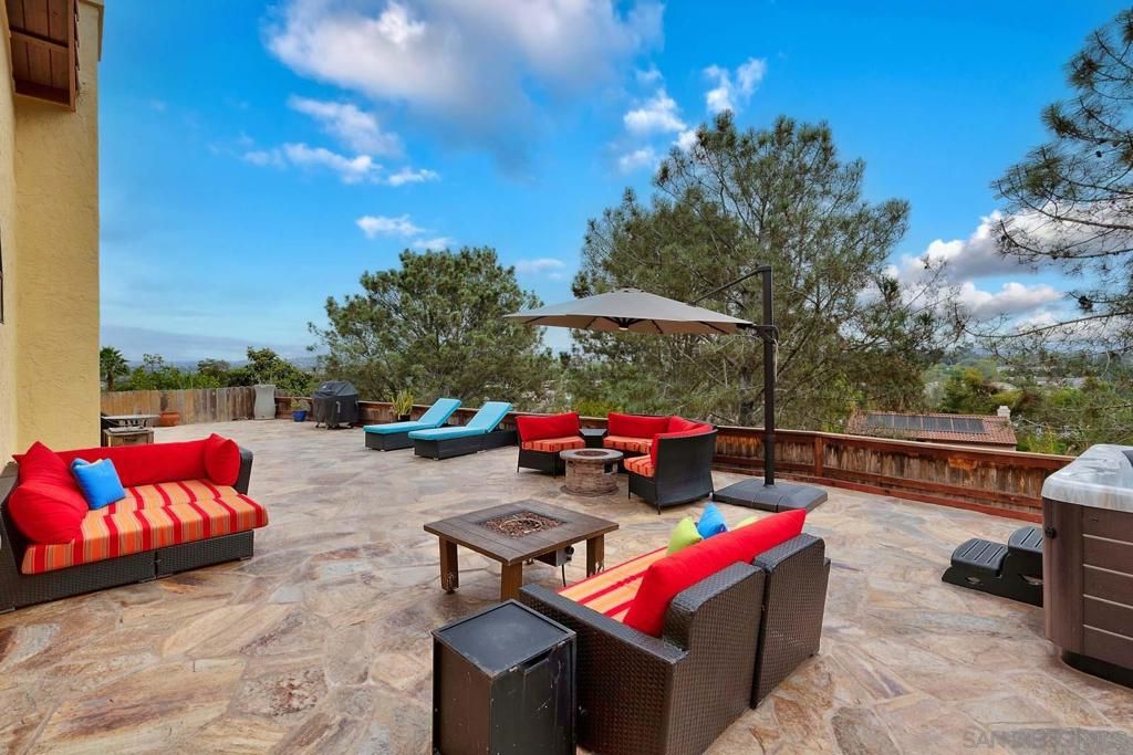 listing image 130724893907138106525