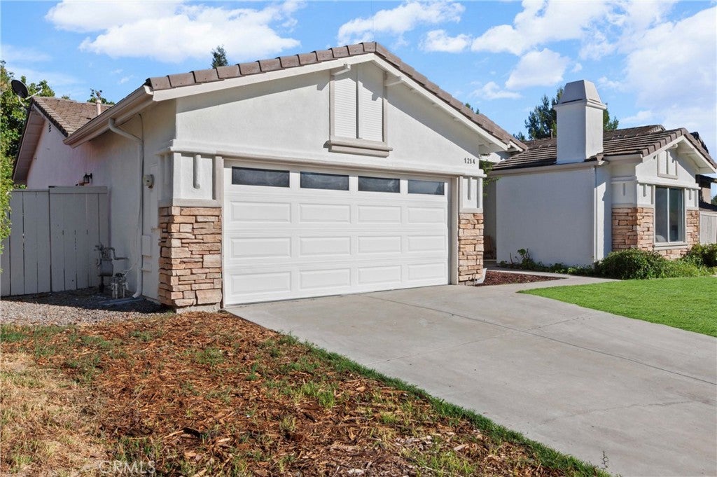 1214 Shadow Meadow