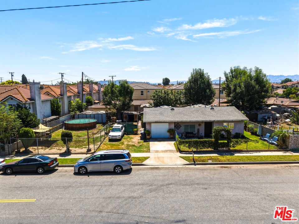 512 N Orange Avenue