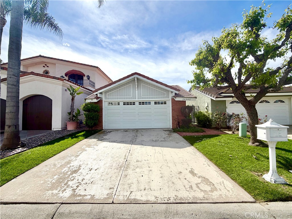 24302 Ponchartrain Lane