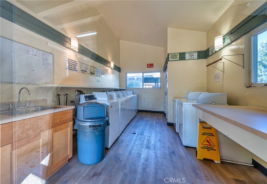 Irvine Springs (IS) - Residential