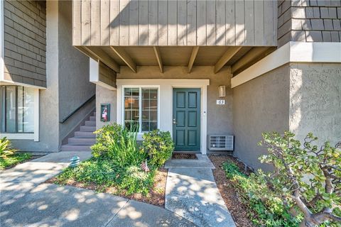 Photo of 63 Streamwood, Irvine, CA 92620 (MLS # OC25262828)