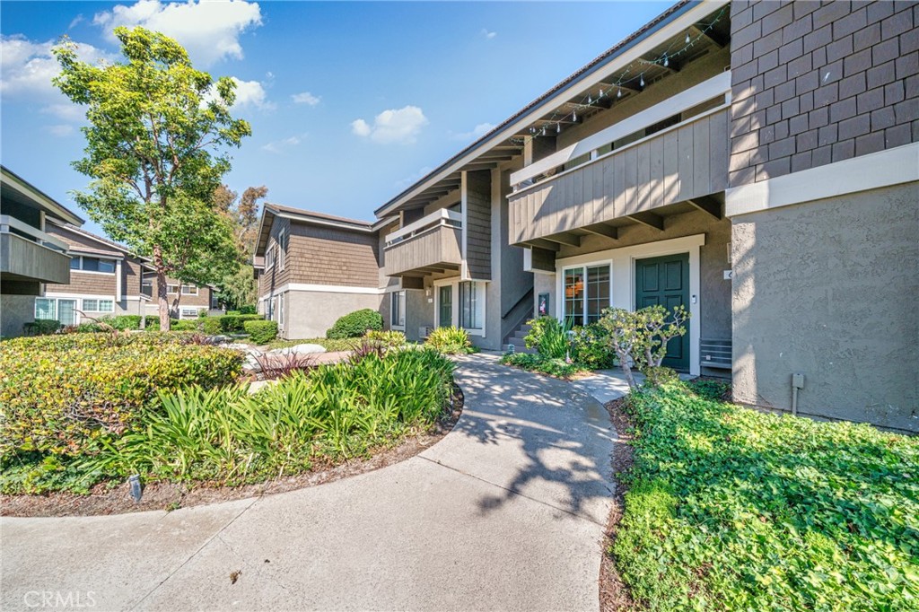 Irvine Springs (IS) - Residential