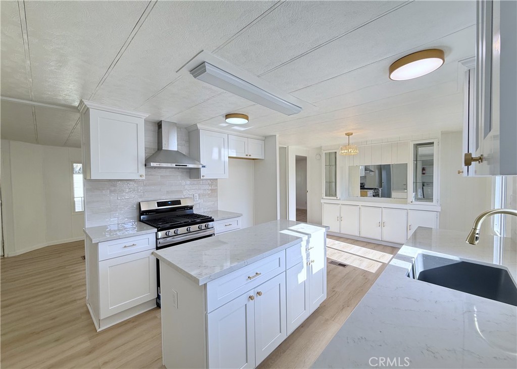 24414 University Avenue 44