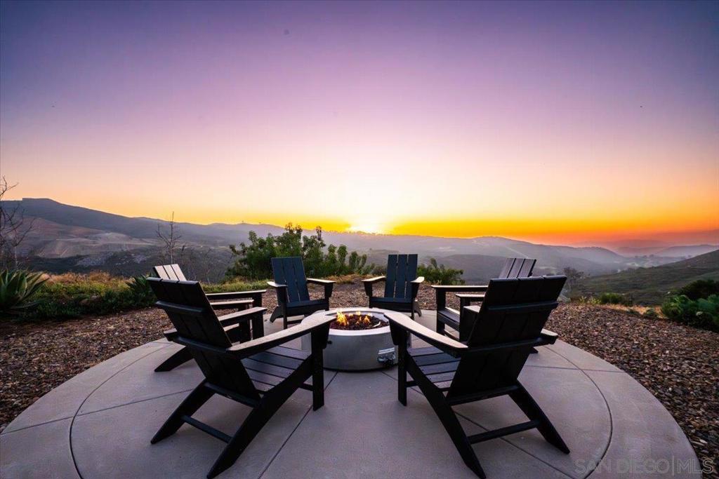 28742 Twin Oaks Valley