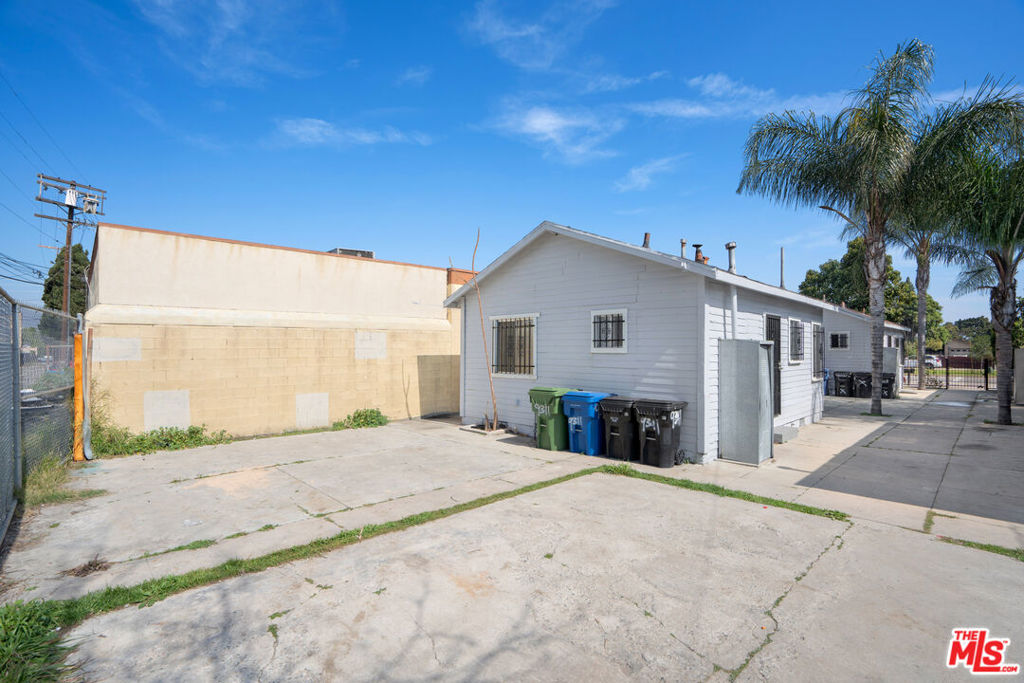 9309 S Broadway