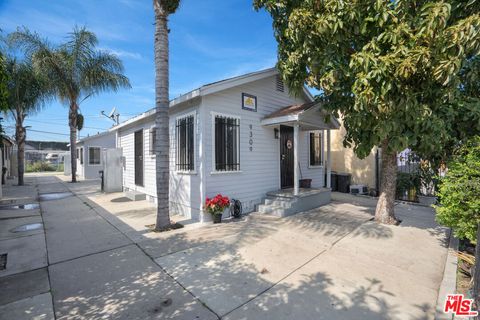 Photo of 9309 S Broadway, Los Angeles, CA 90003 (MLS # 26658685)