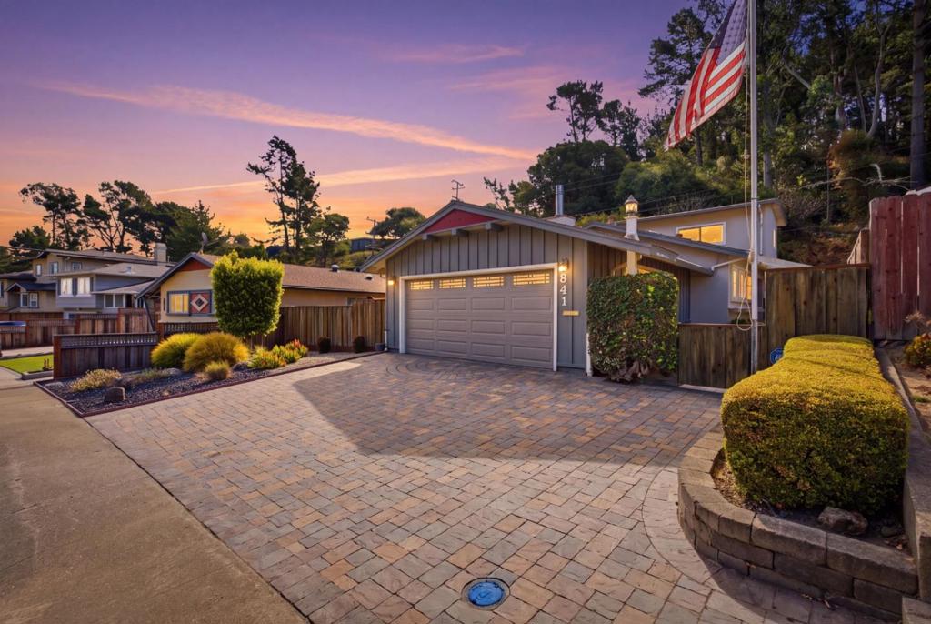 2341 Valleywood Drive