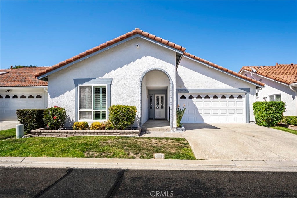 27725 Calle Valdes