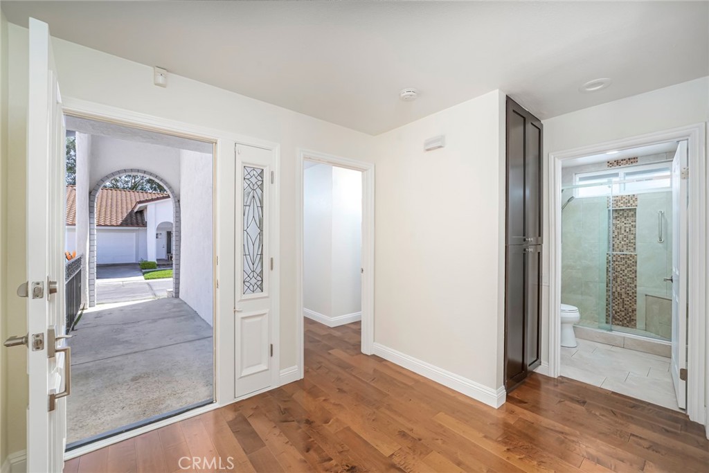 27725 Calle Valdes