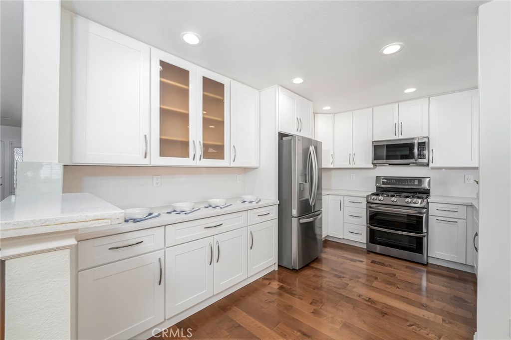 27725 Calle Valdes